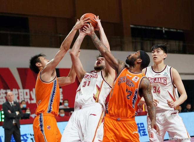 了一场精彩 了一场精彩