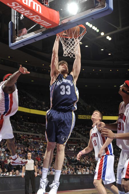 动着无数残 动着无数残