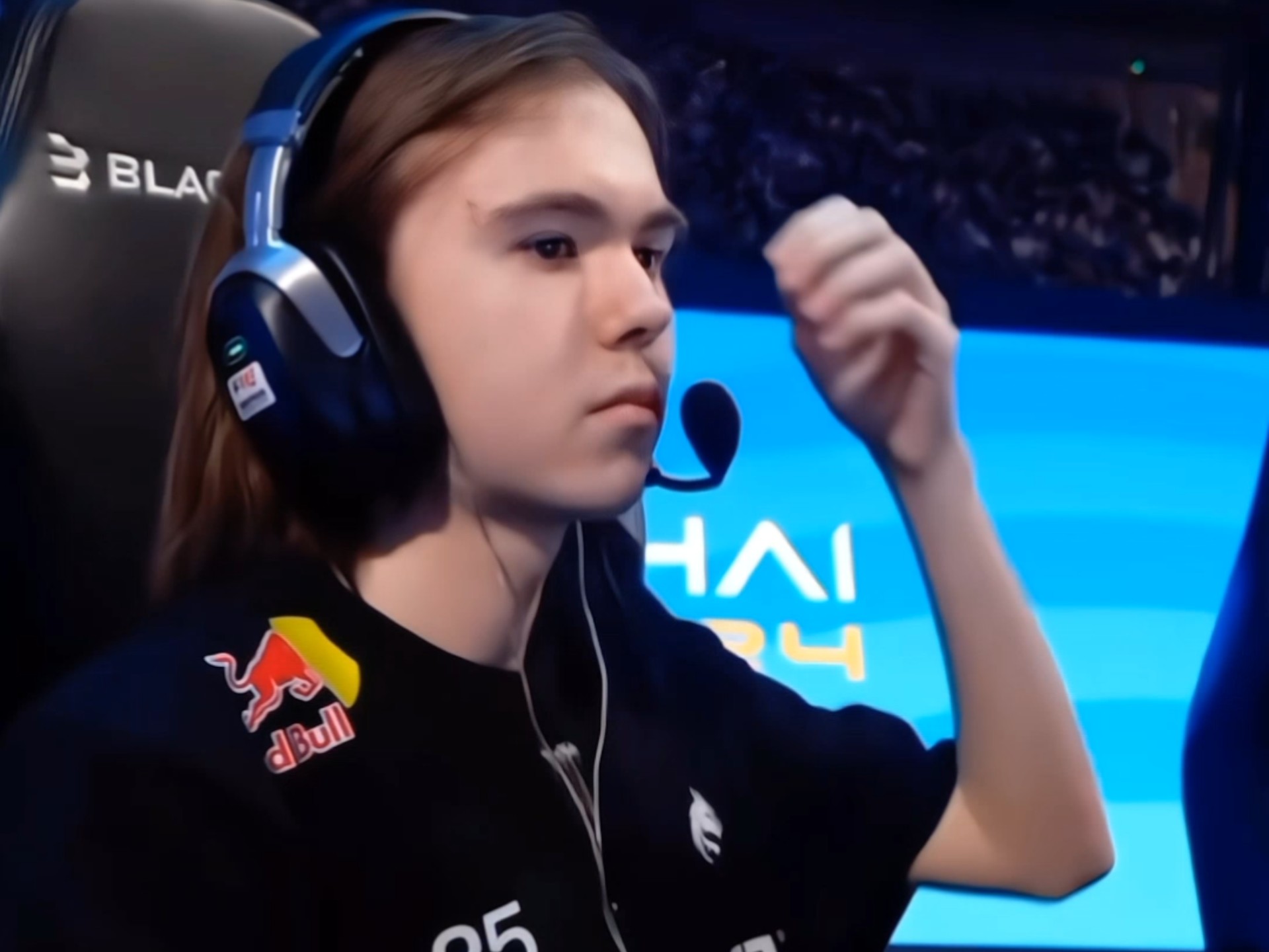 在第一场赛 在第一场赛