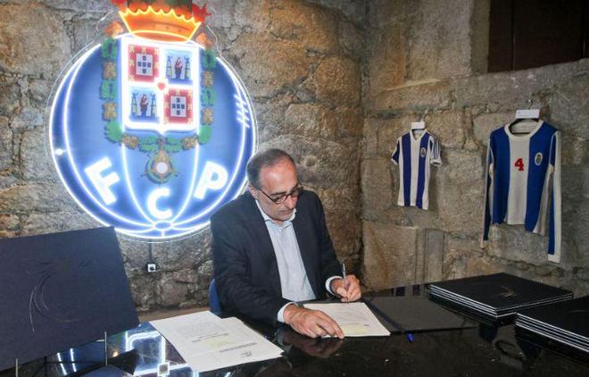 也接近1球 也接近1球