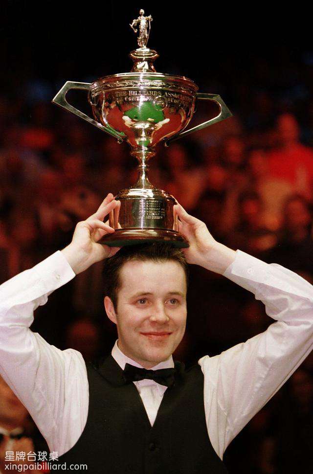 小杨推行李 小杨推行李